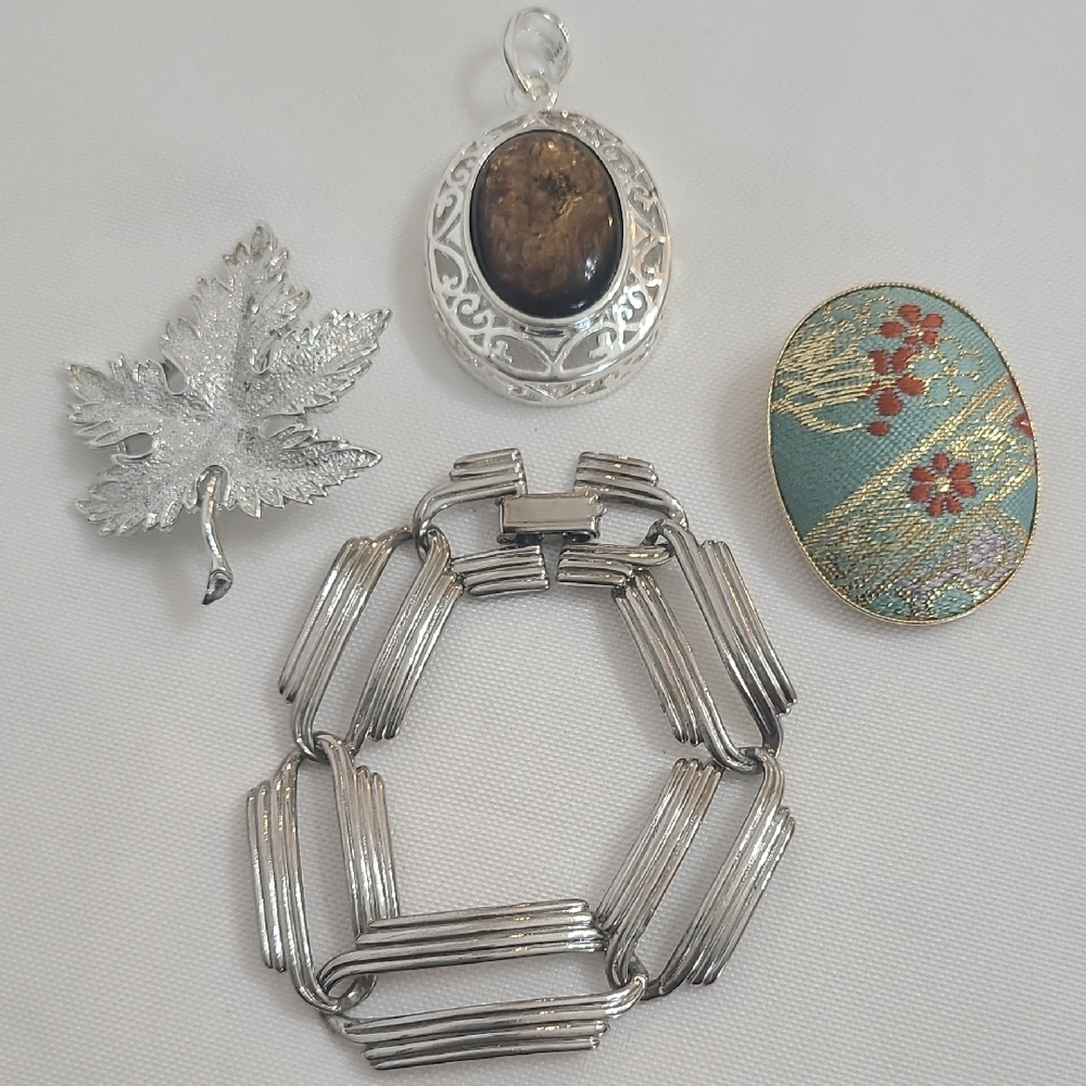 Silver and Gold Jewelry Set